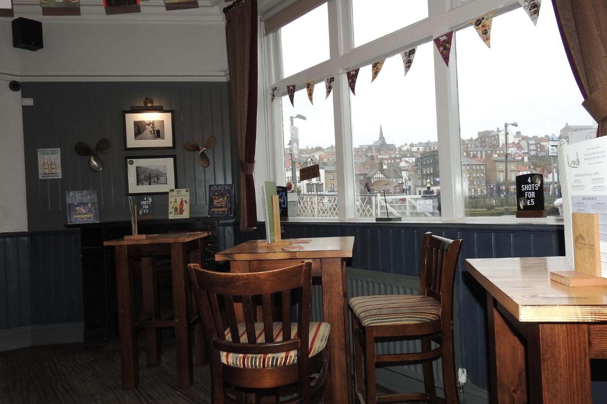 The Dolphin Hotel Whitby Esterno foto